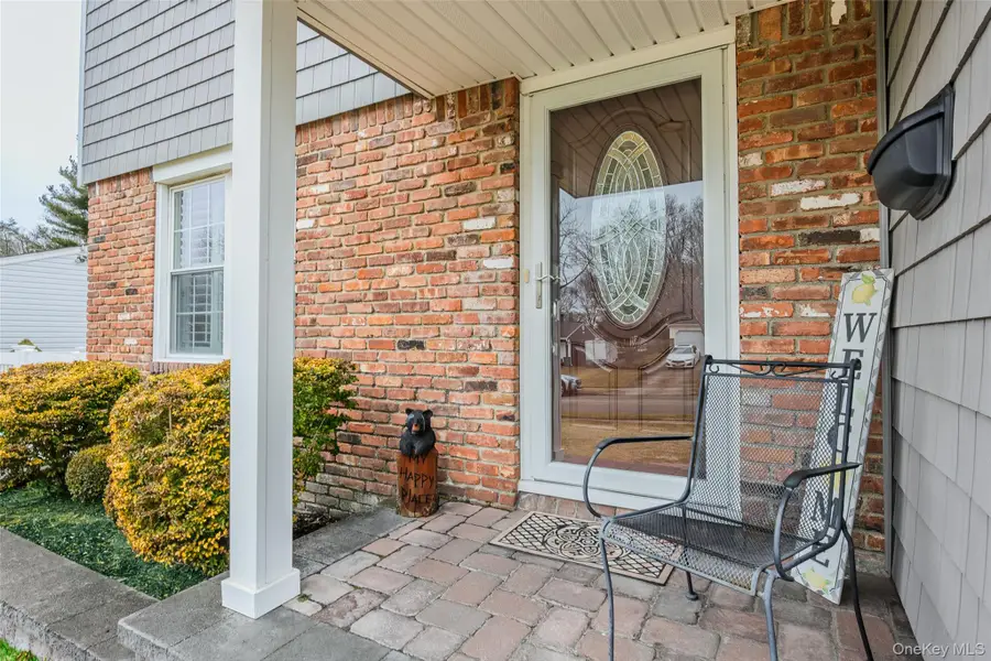 31 Country Lane Drive, Kings Park, NY 11754 - Image #3