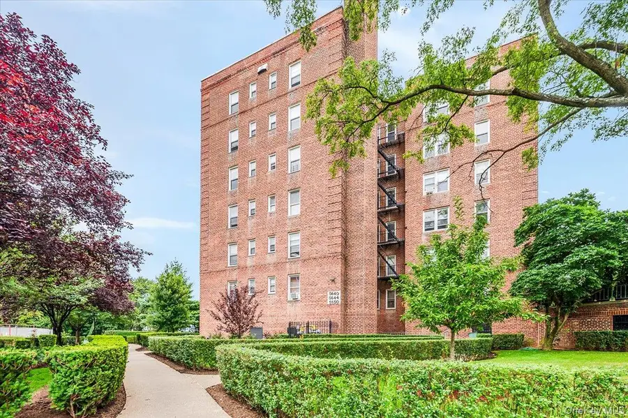 5645 Netherland Avenue #2F, Bronx, NY 10471 - Image #2