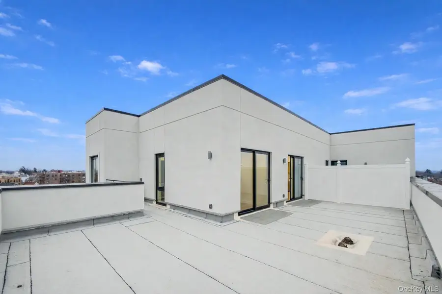 150-02 Northern Boulevard #6F, Flushing, NY 11354 - Image #2