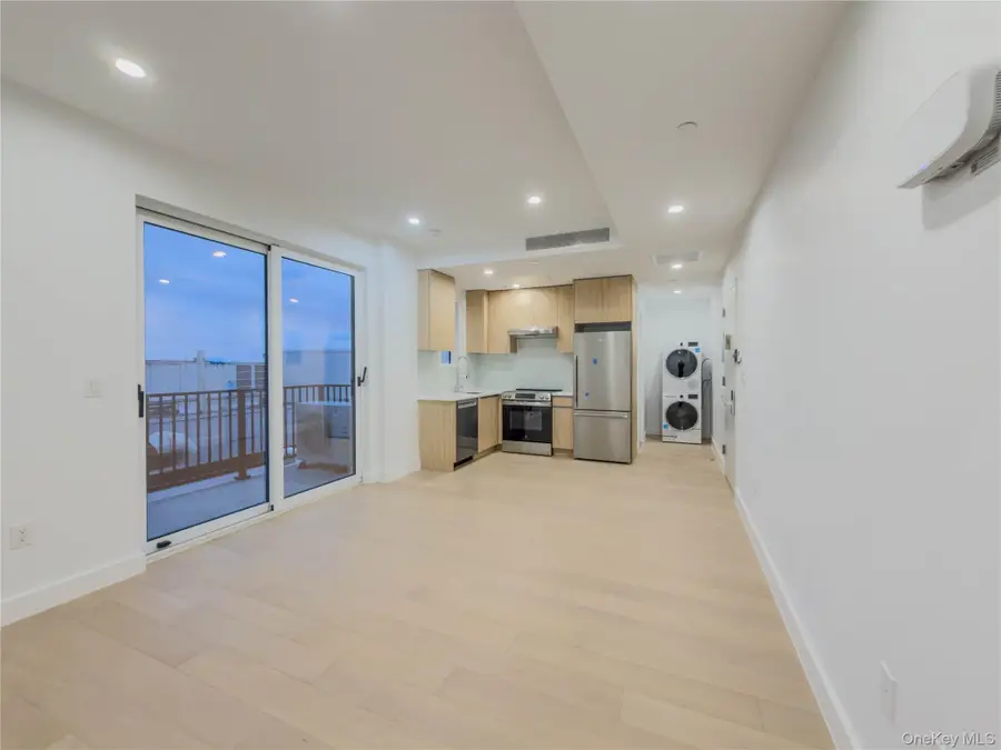 150-02 Northern Blvd #4C, Flushing, NY 11354 - Image #2