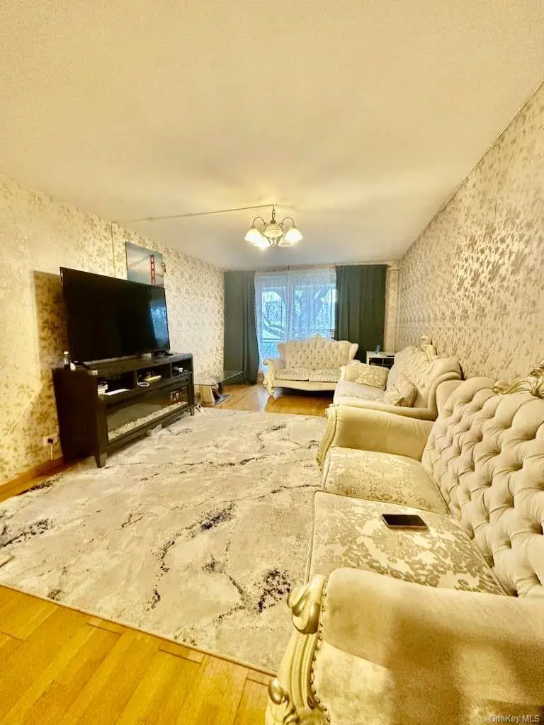 97-07 63 Road #3M, Rego Park, NY 11374 - Image #3