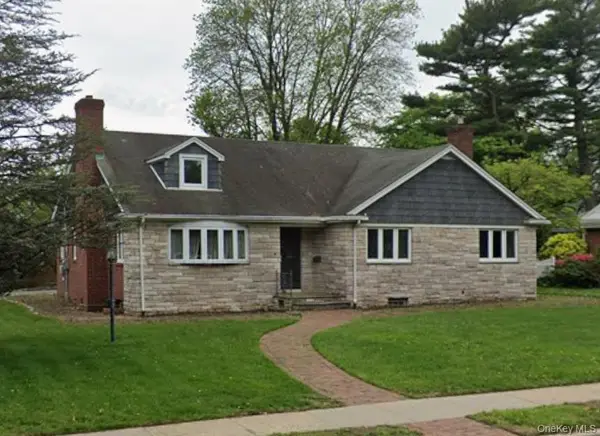 120 Cambridge Avenue, Garden City, NY 11530