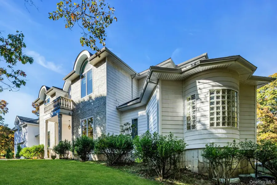 10 Bay Woods Drive, Hampton Bays, NY 11946 - Image #3