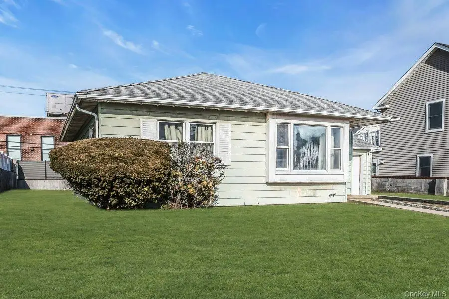 545 W Olive Street, Long Beach, NY 11561 - Image #3