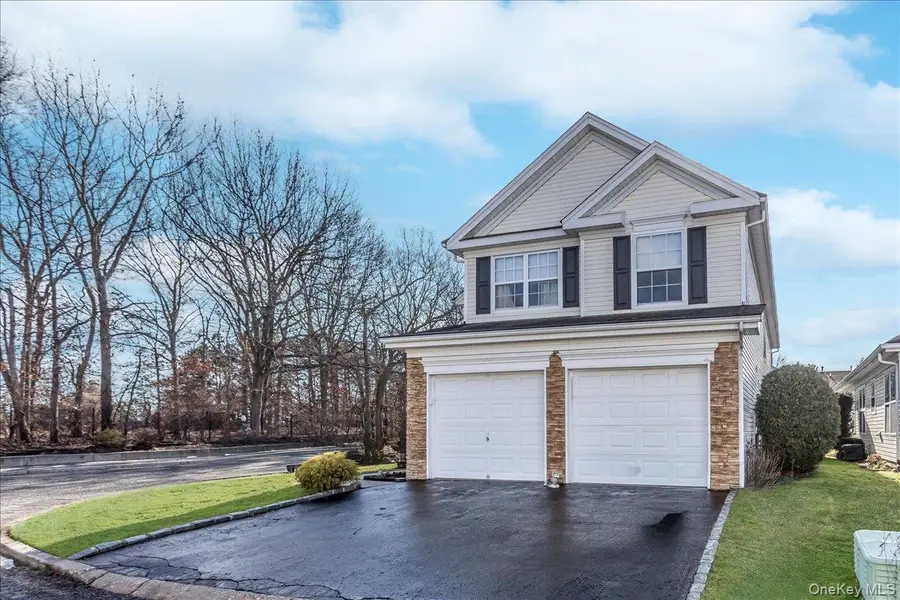 12 Jennifer Lane #Unit 12, Middle Island, NY 11953 - Image #3