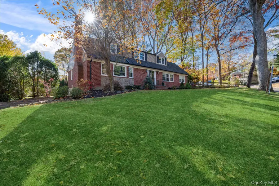 12 Mallard Cove, Centerport, NY 11721 - Image #3