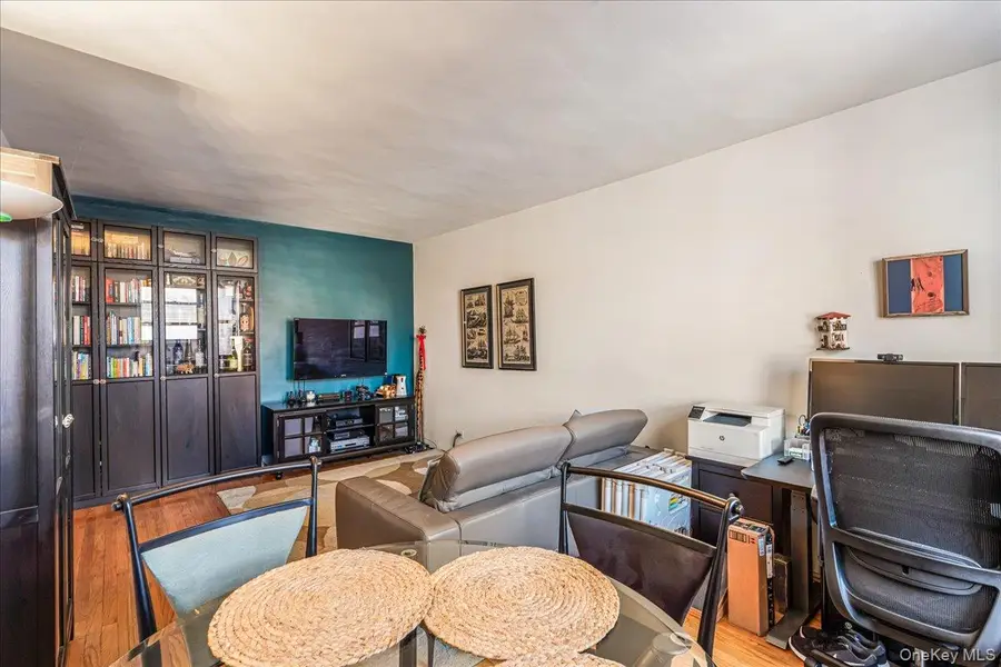 67-35 Yellowstone Blvd #7N, Forest Hills, NY 11375 - Image #2