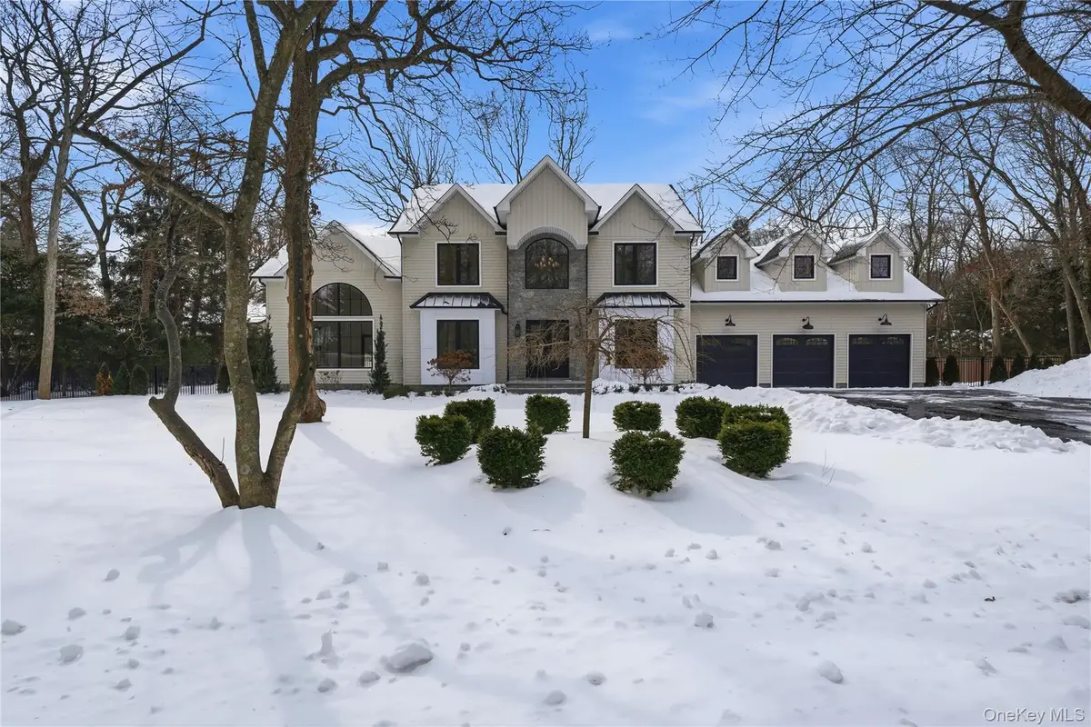 115 Weeks Drive, Dix Hills, NY 11746 - Image #1