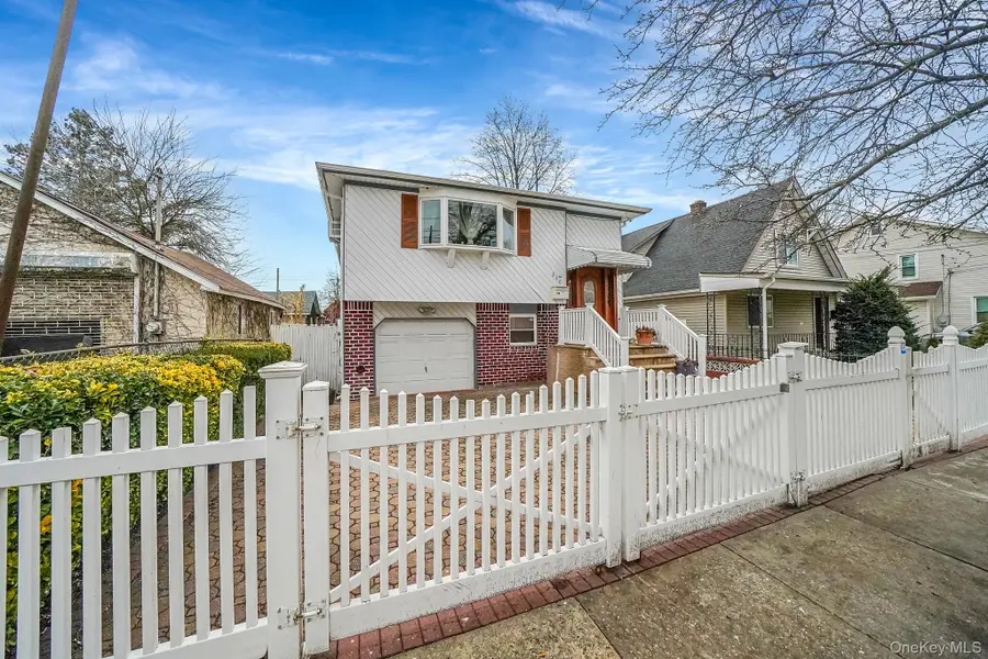 260 Yale Street, Hempstead, NY 11550 - Image #3