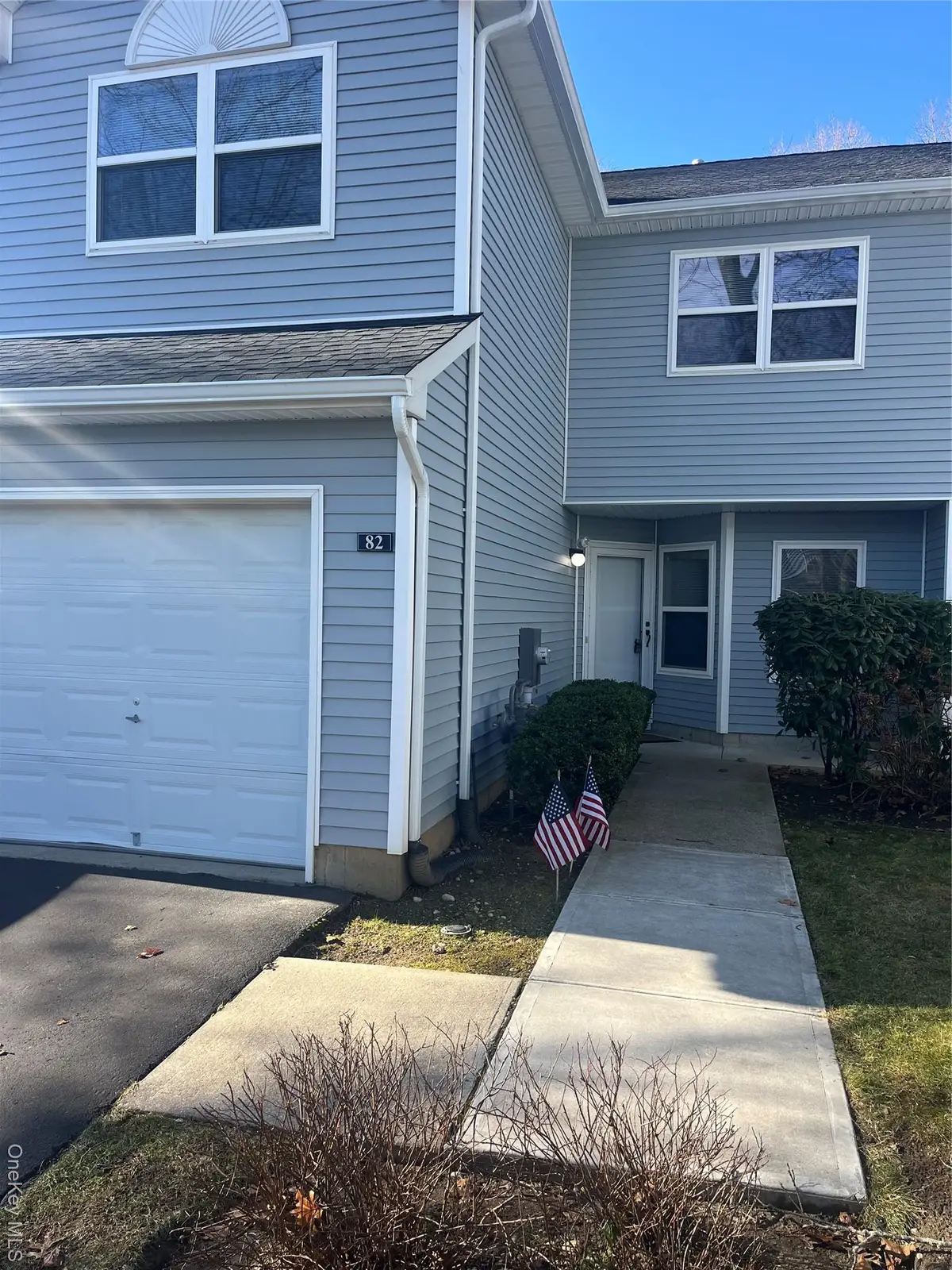 82 Lakeview Drive, Manorville, NY 11949 - Image #1