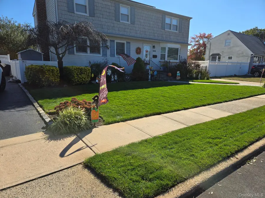 493 Kell Place, Seaford, NY 11783 - #3