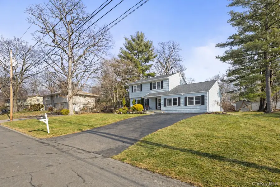 18 Oxford Court, Hillcrest, NY 10977 - Image #2