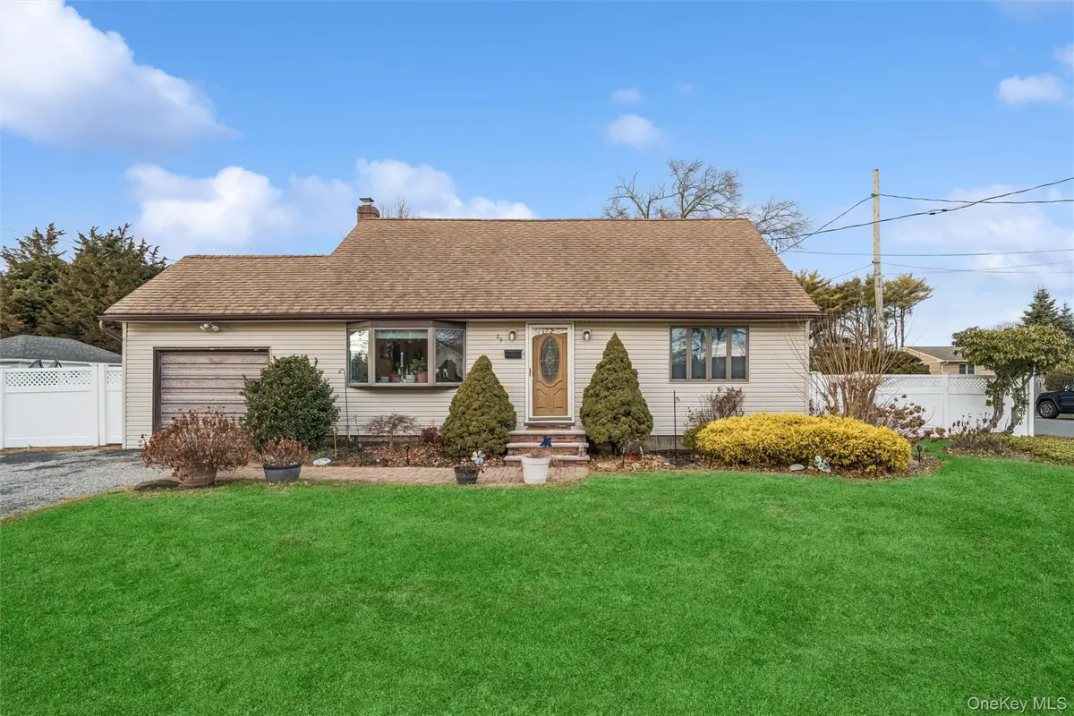 29 Lexington Avenue, West Babylon, NY 11704 - Image #1