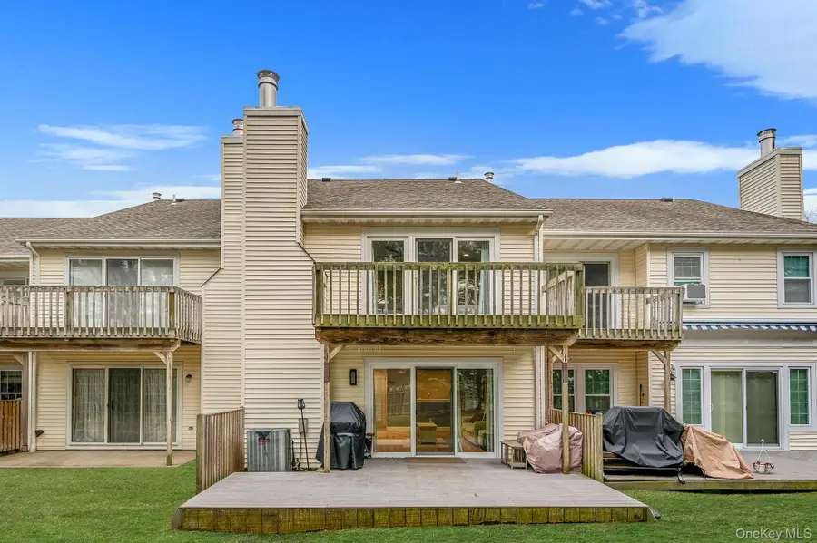 103 Northwood Court, Bayport, NY 11705 - #3