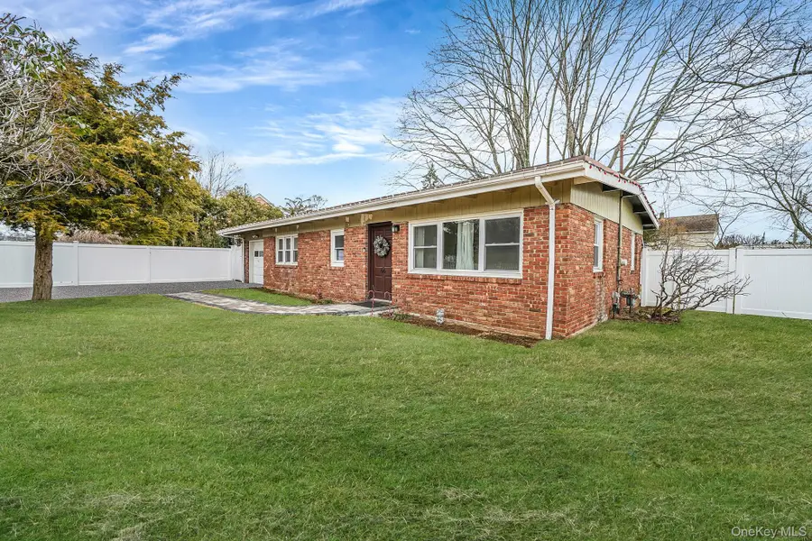 66 W 10th Street, Huntington Station, NY 11746 - Image #3