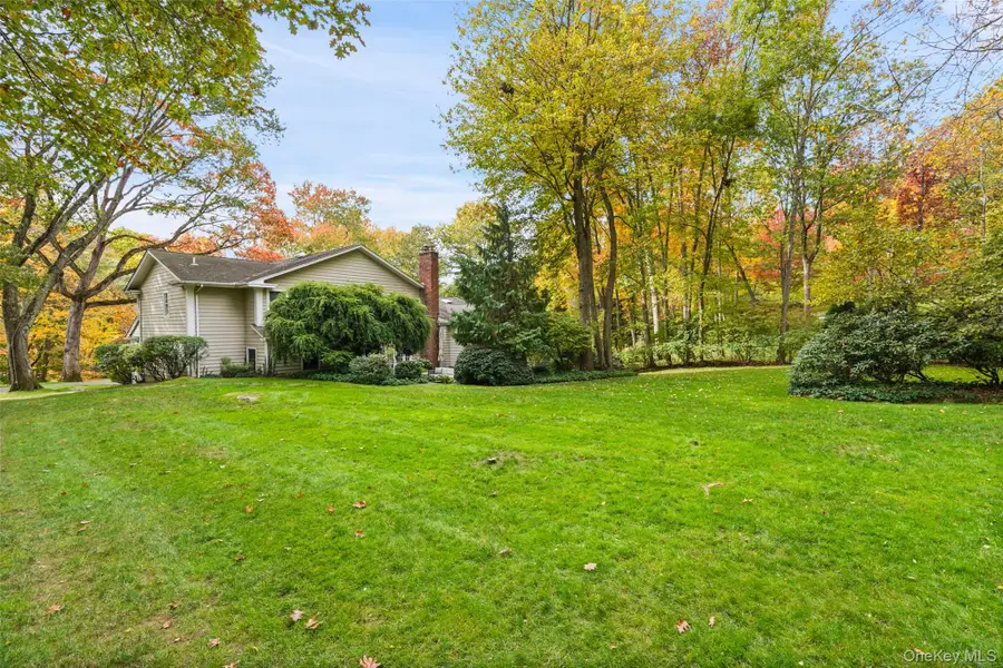 10 Oriole Place, Rye Brook, NY 10573 - Image #2