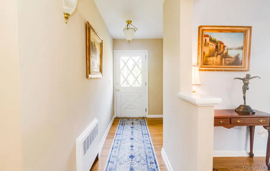 4 Conscience Bay Road, Setauket, NY 11733 - #3