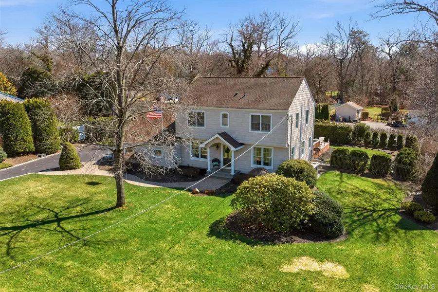 12 Fairway Drive, Middle Island, NY 11953 - #3