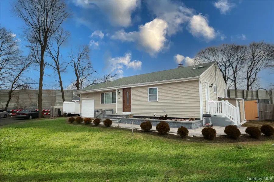 505 Madison Avenue, Brentwood, NY 11717 - Image #3