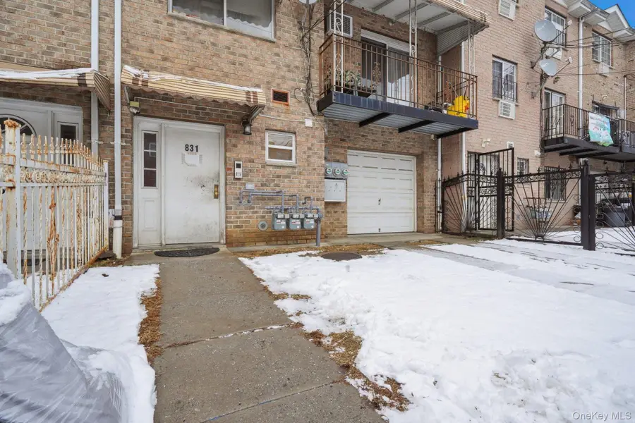 831 E 221st Street, Bronx, NY 10467 - #2