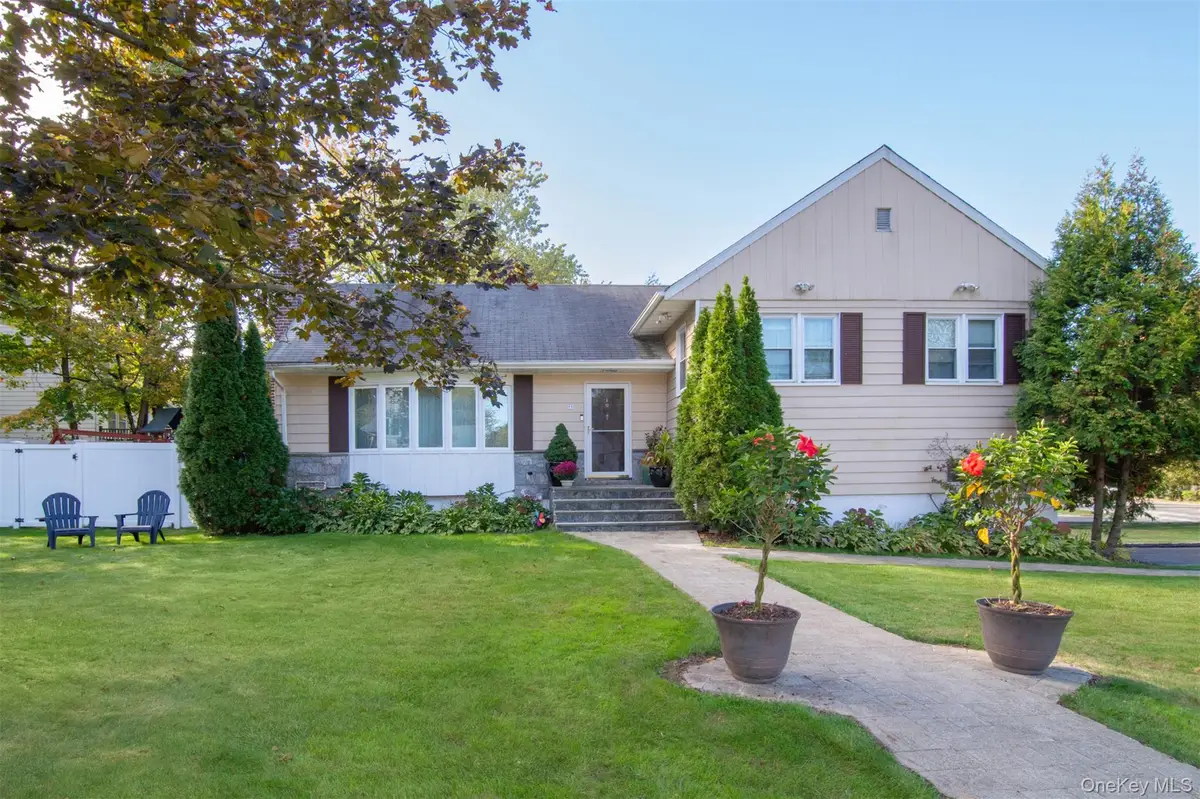 99 Amherst Drive, New Rochelle, NY 10804 - #1