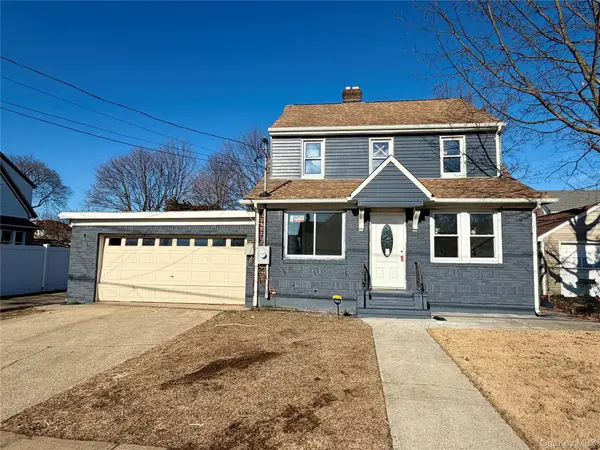 39 Acacia Avenue, Hempstead, NY 11550