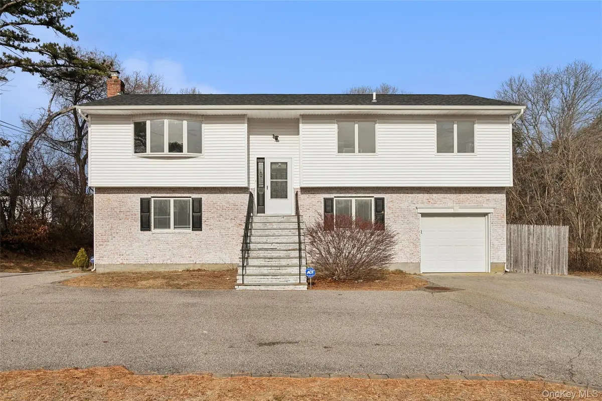 129 E Woodside Avenue, Patchogue, NY 11772 - Image #1