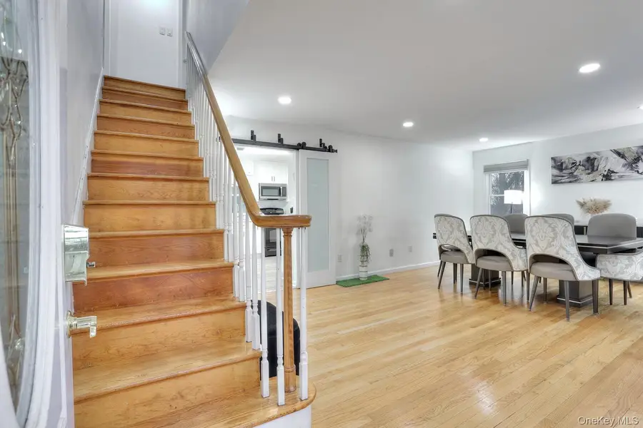 15 Woodland Place, Airmont, NY 10952 - Image #3