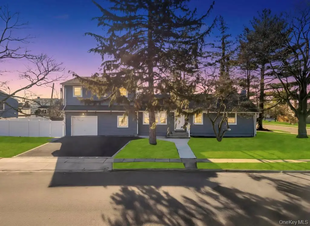 22 Bruce Lane, Farmingdale, NY 11735 - Image #1