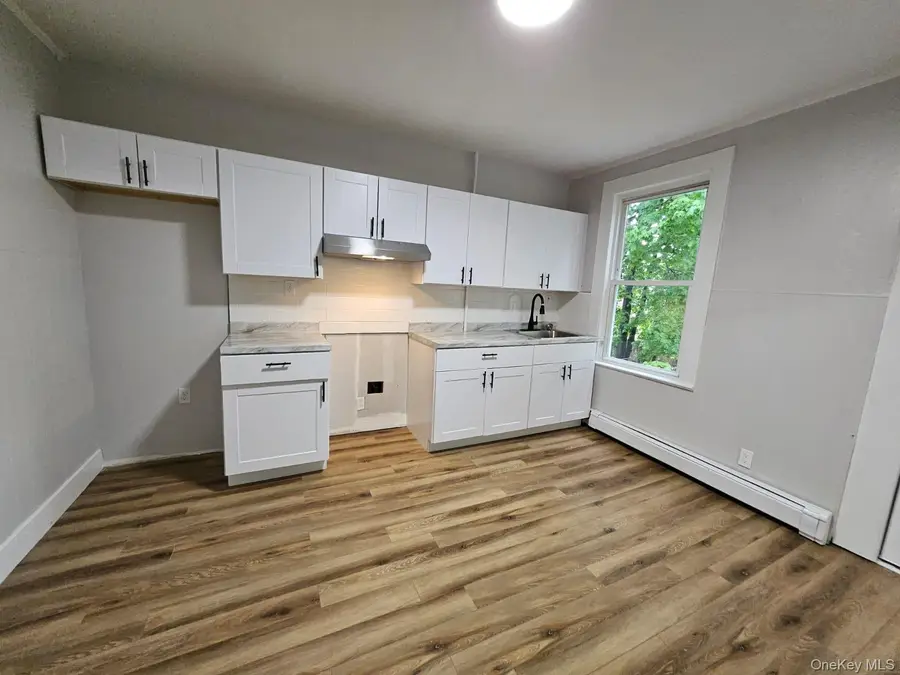 107 Benkard Avenue, Newburgh, NY 12550 - Image #2