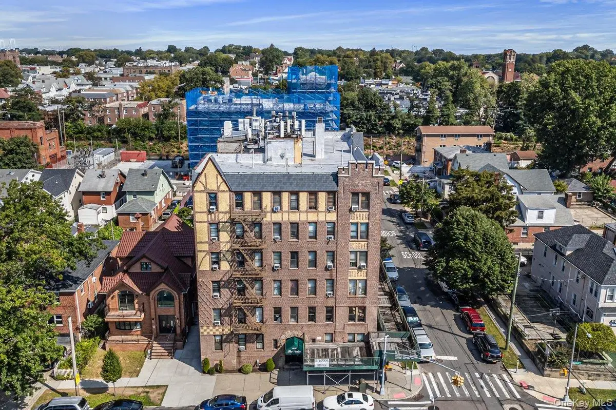 155-17 Sanford Ave #E, Flushing, NY 11355 - Image #1