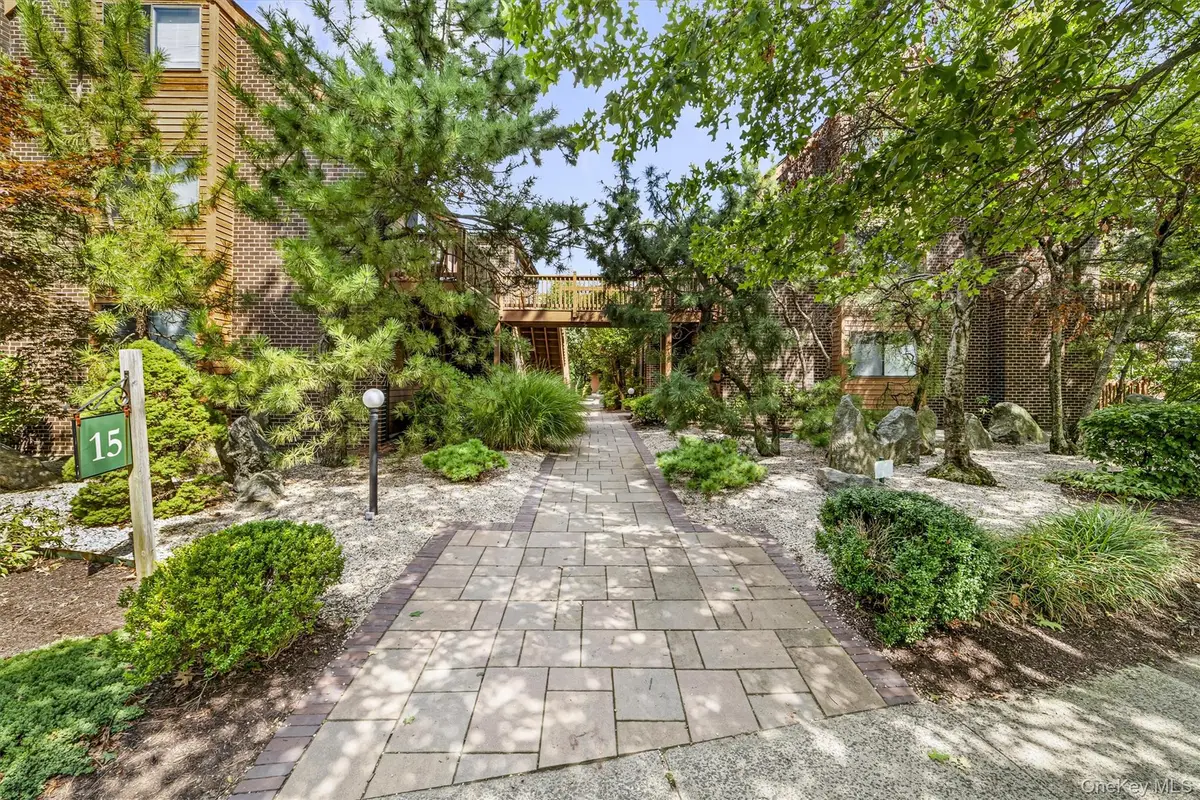 15 Greenridge Avenue #25F, White Plains, NY 10605 - Image #1