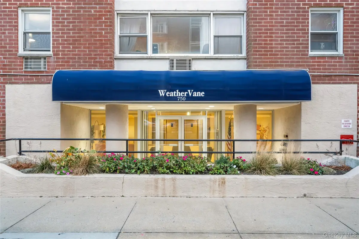 750 Shore Road #3o, Long Beach, NY 11561 - Image #1