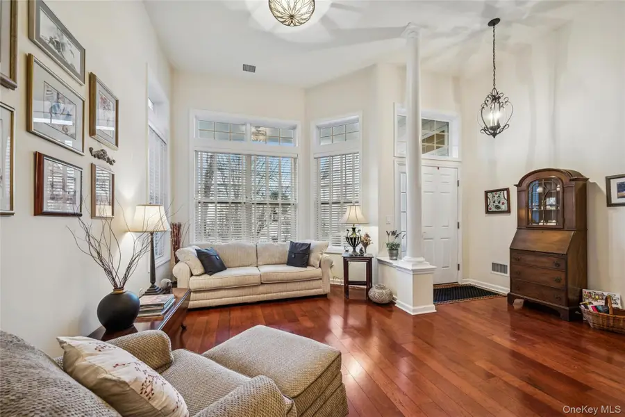 6 Ovation Place, Eastport, NY 11941 - Image #2