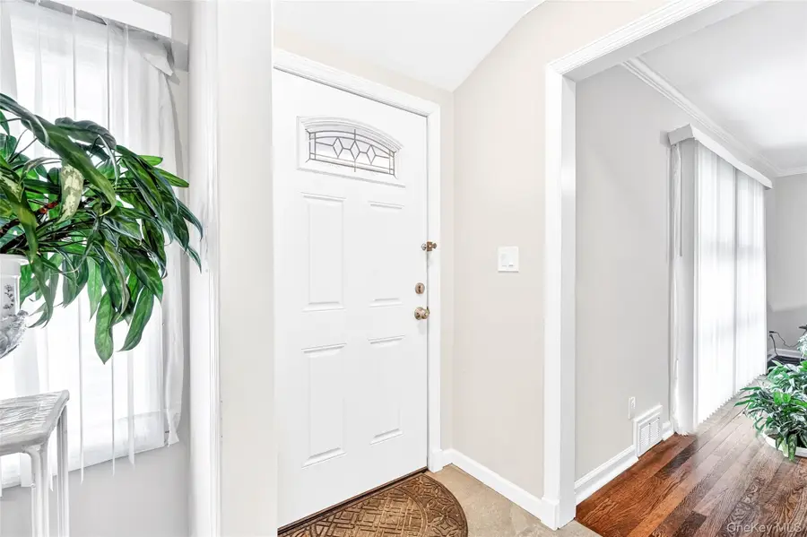 106 Wellford Road, White Plains, NY 10607 - Image #3