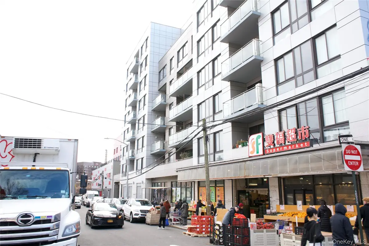 4516 83 Street #E8F, Elmhurst, NY 11373 - Image #1