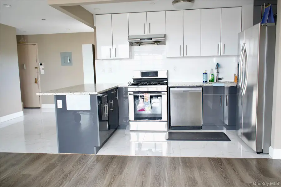 4516 83 Street #E8F, Elmhurst, NY 11373 - Image #3