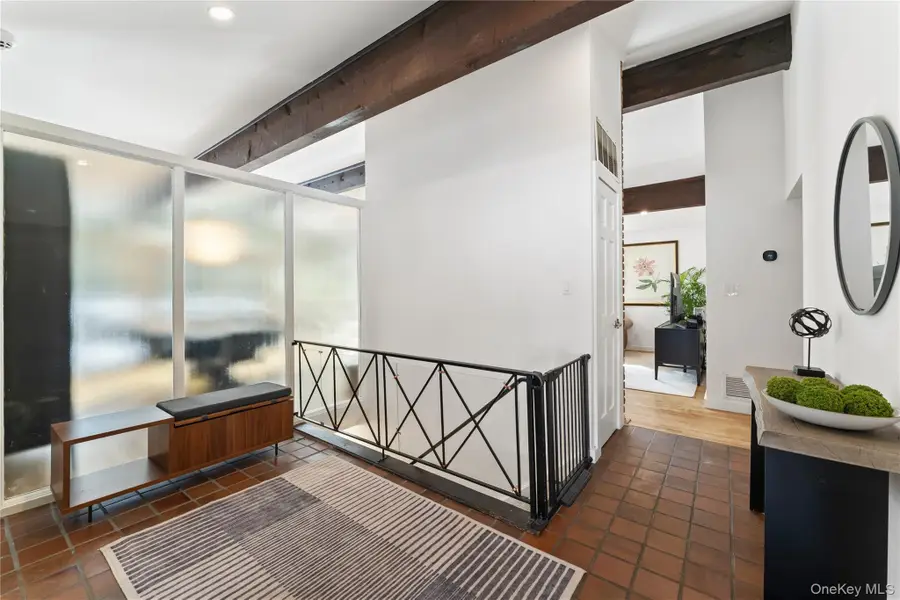 473 Winding Road N, Ardsley, NY 10502 - Image #3