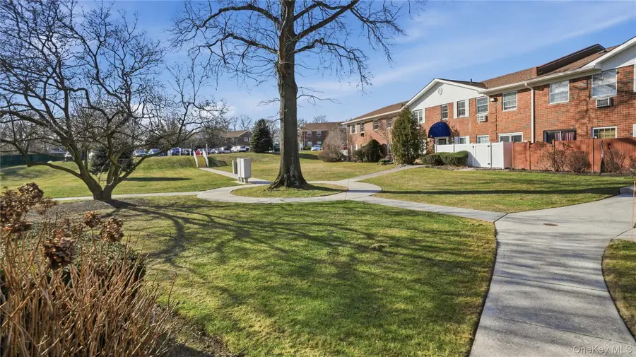 460 Old Town Road #28-A, East Setauket, NY 11766 - Image #3