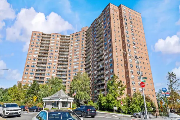 5700 Arlington Avenue #22G, Bronx, NY 10471