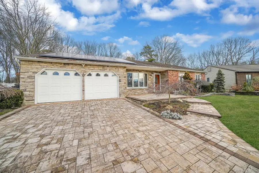 52 San Rafael Avenue, Holbrook, NY 11741 - Image #3