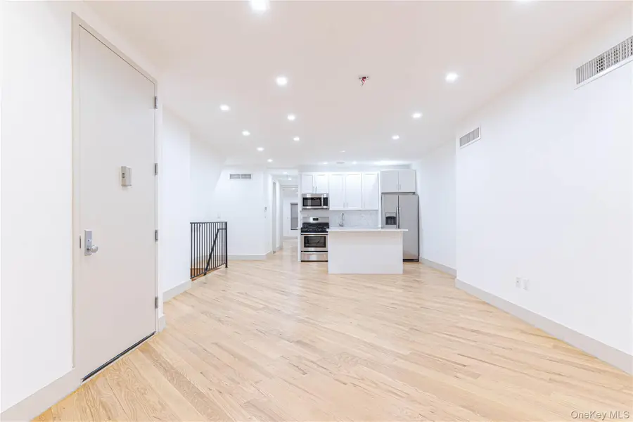 282 E 38th Street, Brooklyn, NY 11203 - Image #2
