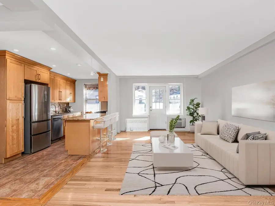 709 Warburton Ave #3B, Yonkers, NY 10701 - Image #2