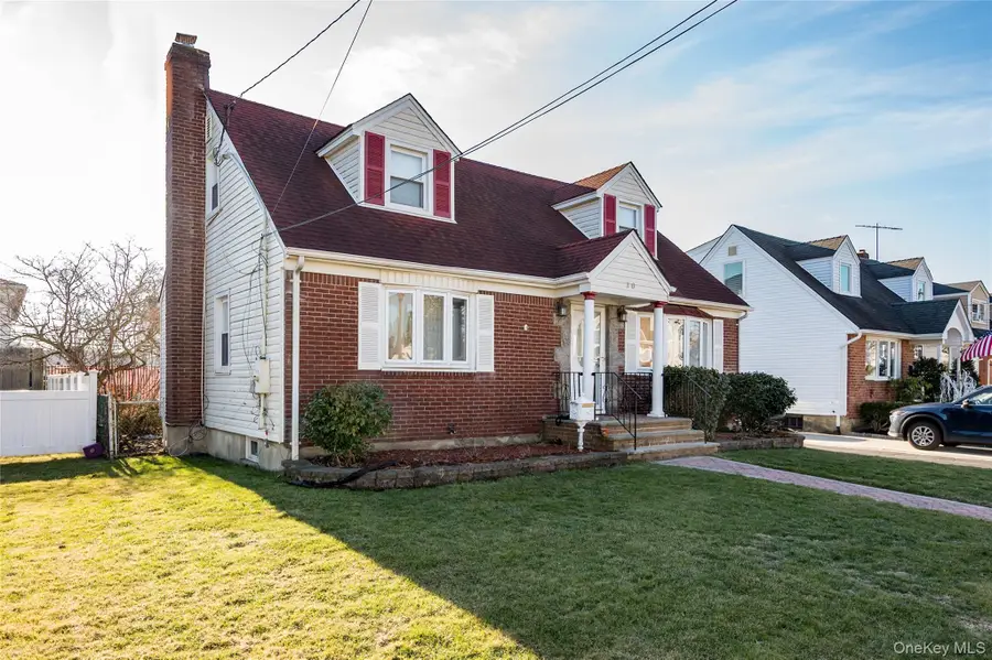 30 1st Street, New Hyde Park, NY 11040 - Image #3