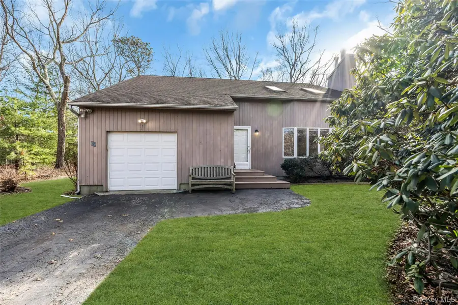 23 Bellows Terrace, Hampton Bays, NY 11946 - Image #3