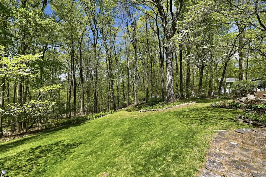 19 Macaulay Road, Katonah, NY 10536 - #3
