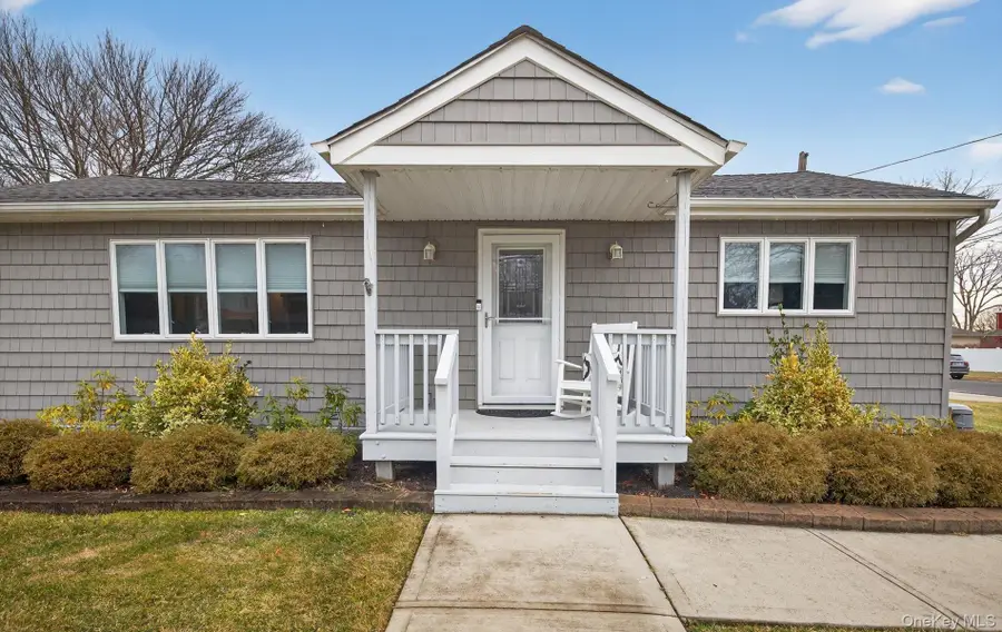 737 Belmore Avenue, Islip Terrace, NY 11752 - Image #2