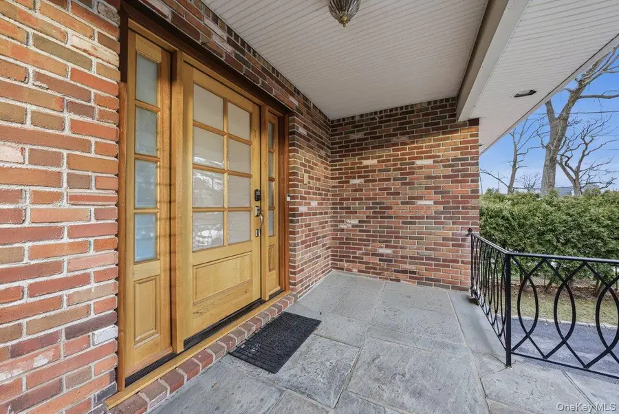 41 Tyndale Place, Yonkers, NY 10701 - Image #3