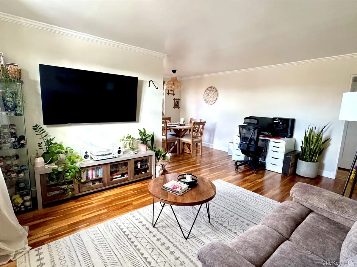 16-19 Utopia Parkway #2-22, Whitestone, NY 11357 - Image #1