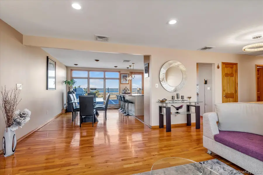 909 Gerry Avenue, Lido Beach, NY 11561 - #2